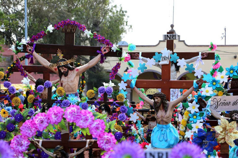 La “Procesión de los Cristos”, centenaria tradición de Villa de Pozos