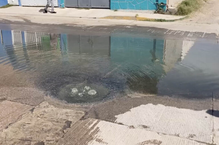 “Rebote” de aguas negras del Tanque Tenorio inunda zonas aledañas