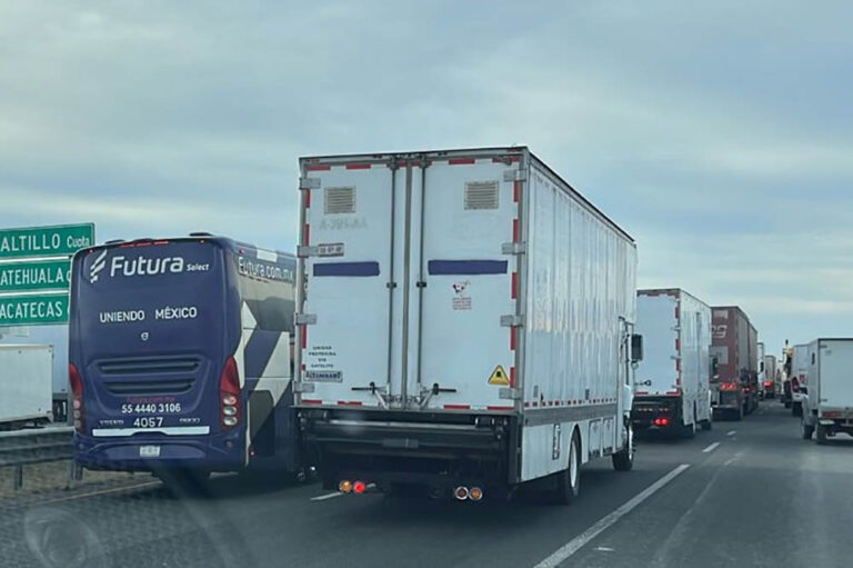 Accidentes e inoperancia de GN taponan la 57