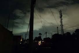 Apagón masivo deja sin luz a cerca de 40 colonias de la capital potosina