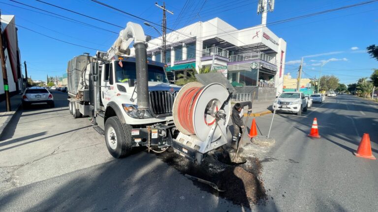 Interapas retira del drenaje un promedio de 100 kilos de basura por día
