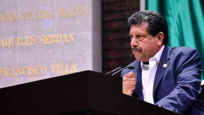 Respalda Bautista iniciativas contra nepotismo y reelección