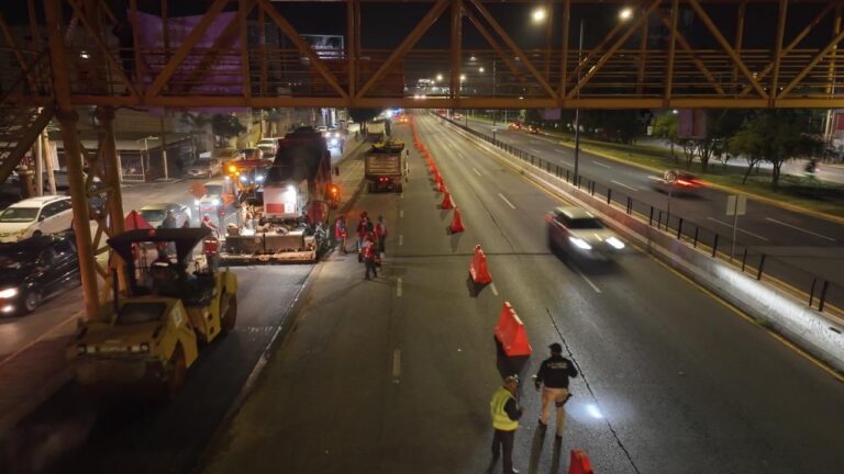 Repavimentan Salvador Nava, desde Av. Chapultepec hasta 5 de Mayo