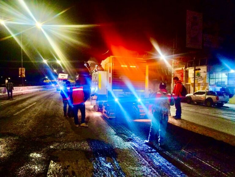 Cerrarán 23 horas los carriles centrales de Salvador Nava, por repavimentación