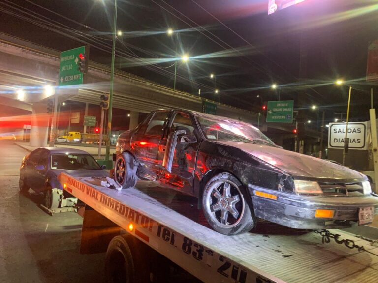 Automovilista choca y vuelca en la carretera a Matehuala