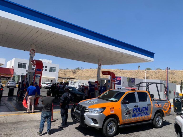 Ataque armado contra una familia deja una mujer muerta y dos heridos