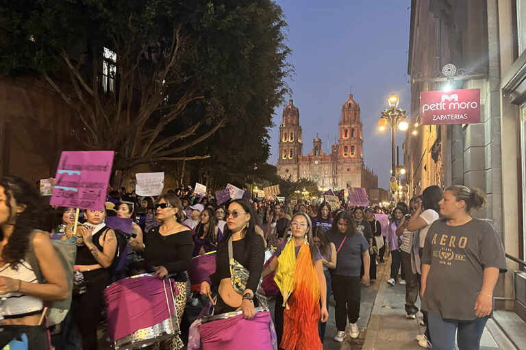 CRÓNICA – Una sola voz por las que están, por las que arrebataron y por las que vendrán