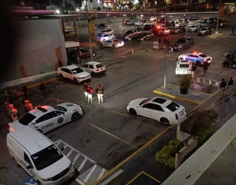 Ejecutan a guardia de seguridad en plaza Chapultepec
