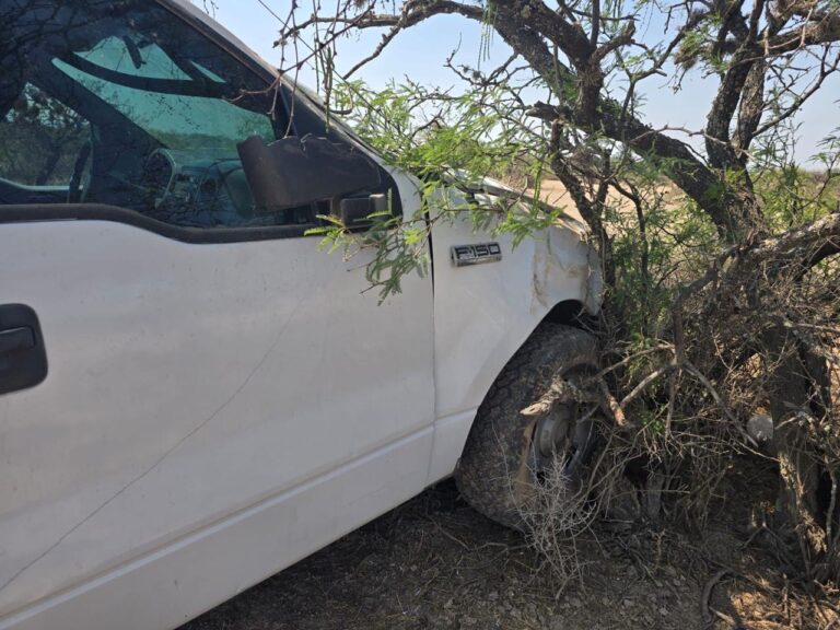 Muere hombre tras ser arrollado por su camioneta