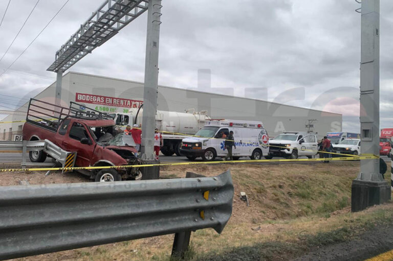 Fallece un hombre tras chocar contra un poste en la carretera 57
