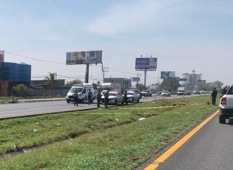 Fallece hombre arrollado en la carretera a México