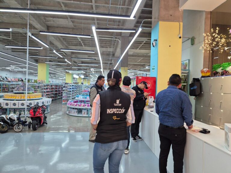 Clausuran tienda china en The Park