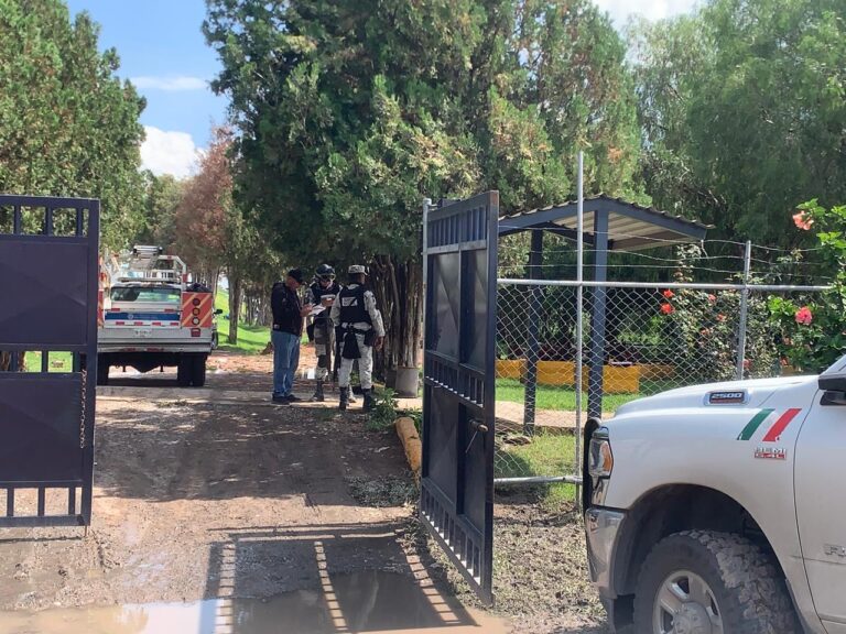 Hallan cadáver en cárcamo de aguas negras en Soledad