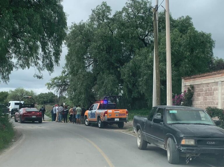 Fallece motociclista tras caer a un arroyo pluvial en Mexquitic
