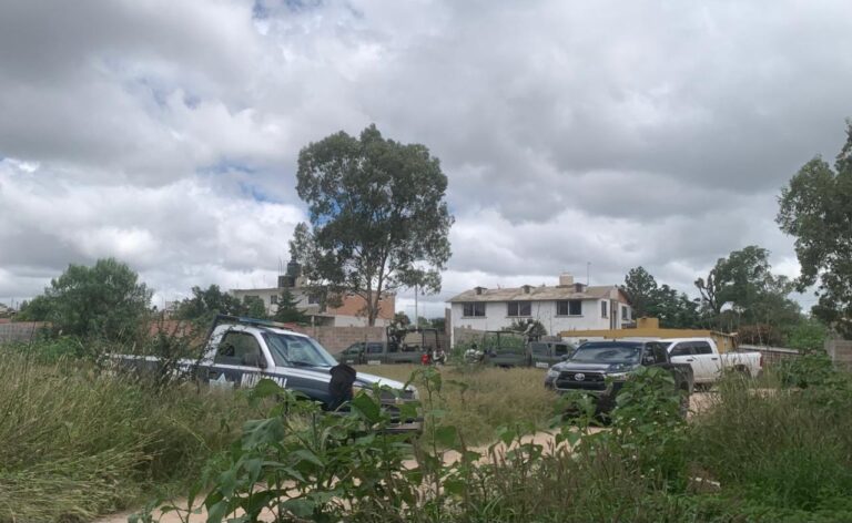 Localizan dos cuerpos decapitados y calcinados en una finca de Mexquitic