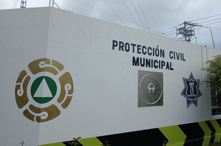 Atorados, casi 1,400 expedientes en Protección Civil por culpa del exdirector