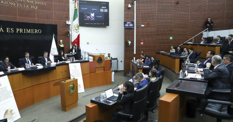 Senado ajusta iniciativa de reforma a Ley de Amparo