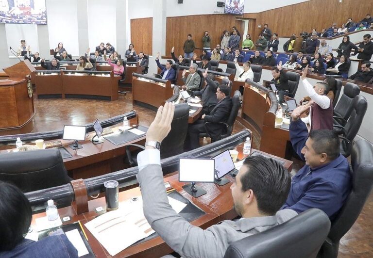 Advierte Artículo 19 que reforma contra la AI recién aprobada por el Congreso abre la puerta a la censura y la criminalización