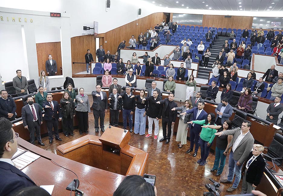 Remueven a todos los concejales y síndicos de Pozos; ¿quiénes entran de relevo?