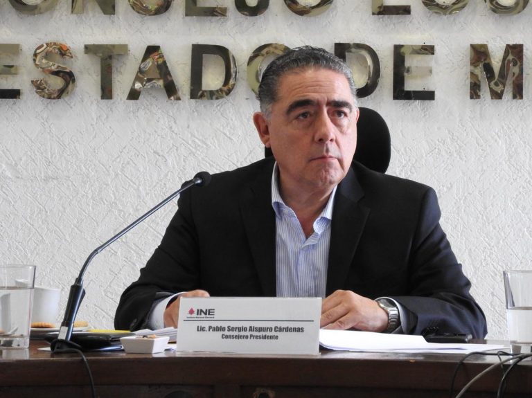 Se va Aispuro Cárdenas del INE-SLP; llega Liliana Díaz de León