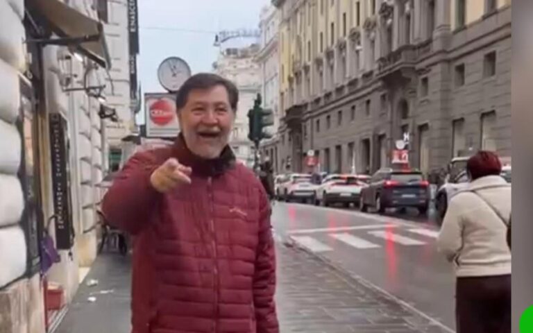 Fernández Noroña se queja de “acoso”