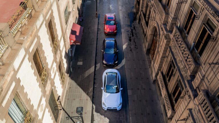 BMW: en una década, fuerza laboral en ascenso y cuidado ambiental