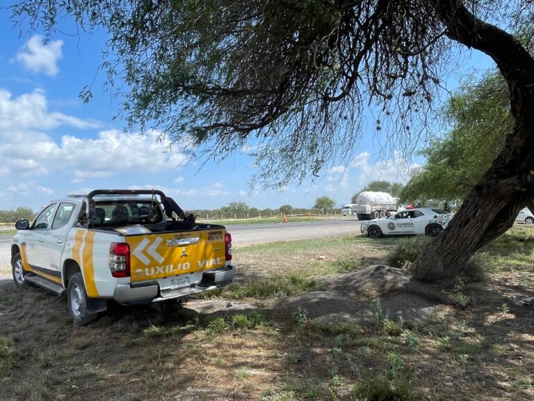Localizan a un hombre sin vida sobre la carretera a Matehuala