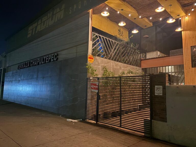 Tras riña con saldo de dos heridos, clausuran establecimiento en Av. Chapultepec