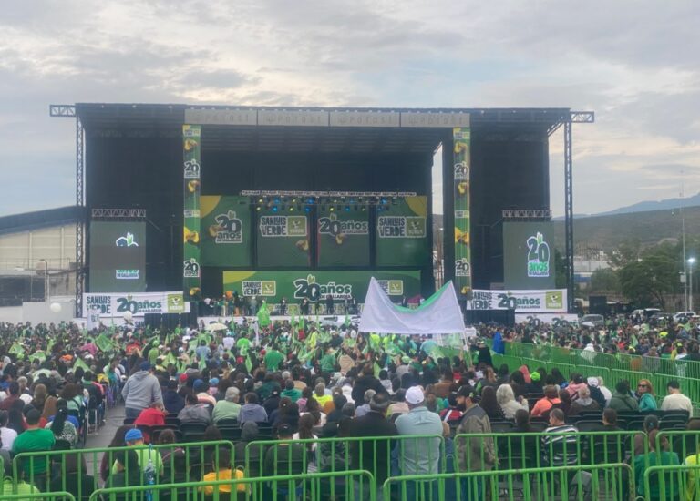 Un autobús por persona para llenar el festejo gallardista