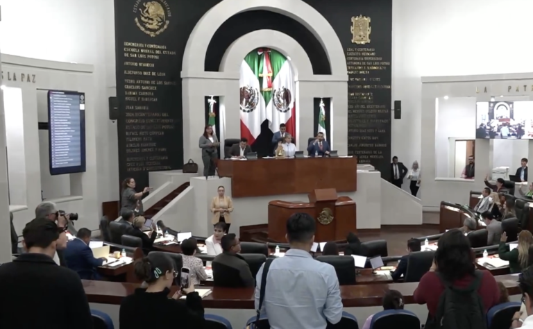 A pesar del voto en contra de Morena, diputados aprueban reformar los requisitos para la titularidad de la Fiscalía