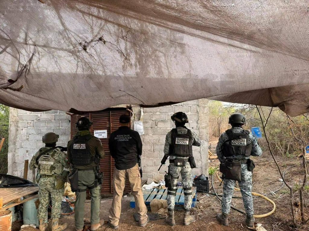 Hallan “narcolaboratorio” en Santa María del Río; hay 11 detenidos