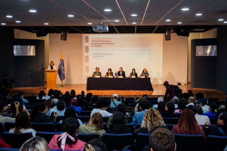 Coloquio internacional reúne en la FCC a voces académicas para analizar desigualdades y estudios de género